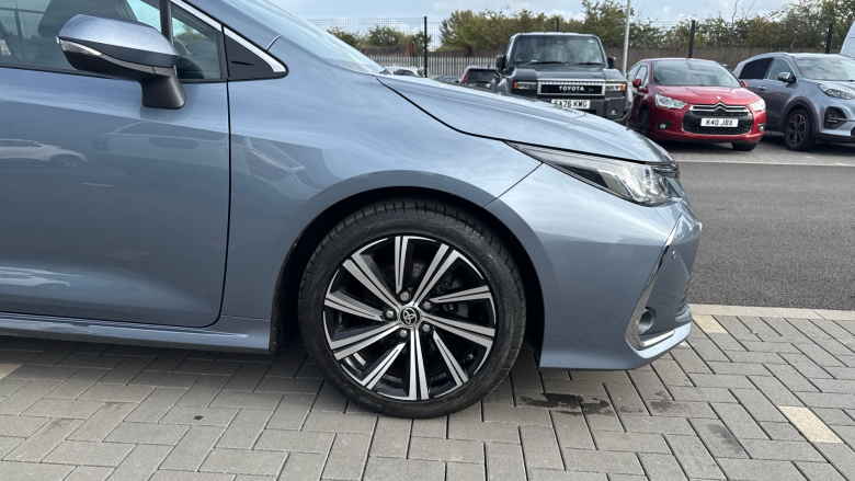 Toyota Corolla 1.8 VVT-i Hybrid Design 4dr CVT Hybrid Saloon